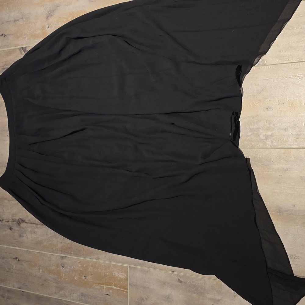 Kensie Black Flowy Skirt